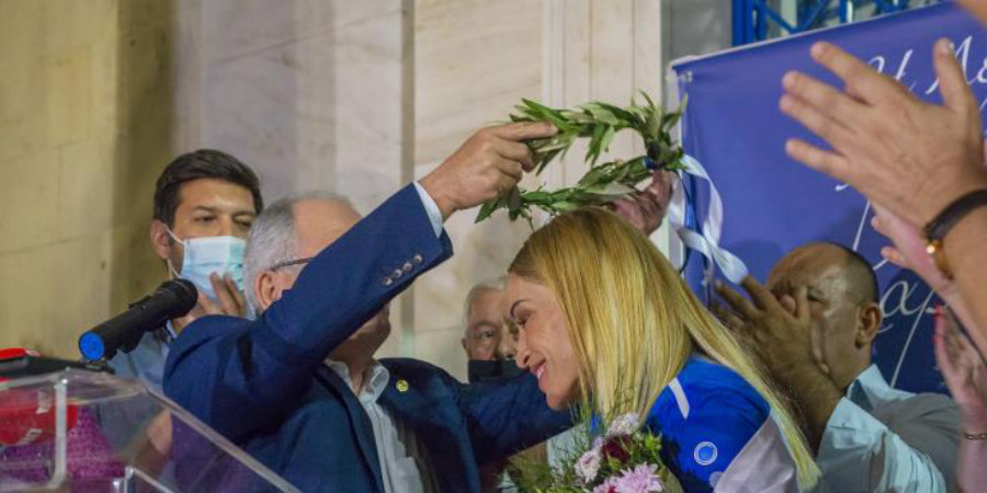 Σε πανηγυρικό κλίμα ο Δήμος Λεμεσού υποδέχθηκε την Καρολίνα Πελενδρίτου